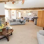 Holiday home Meadow Syke House